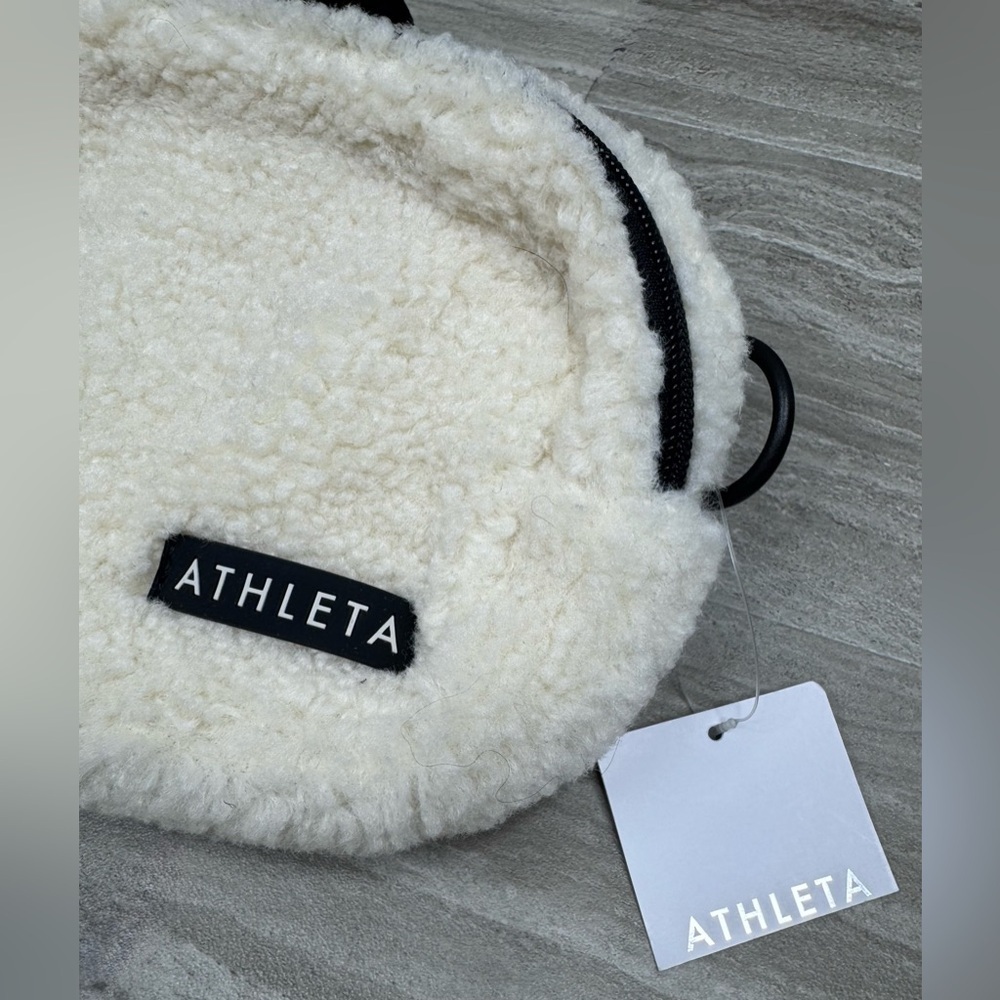 NWT Althleta Girl Always Bone Shearling Belt Bag - Picture 5 of 12